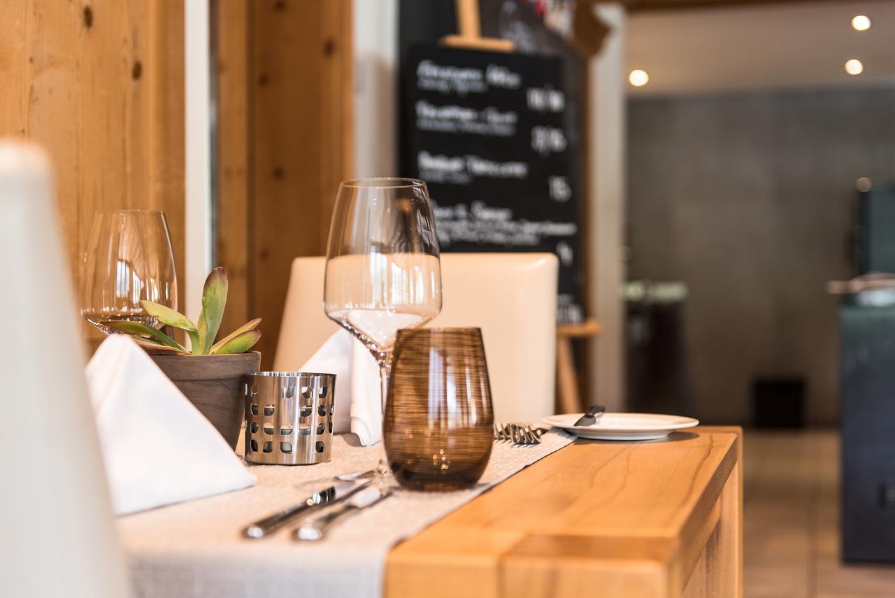 Hotel Restaurant Chesa Флимс Екстериор снимка